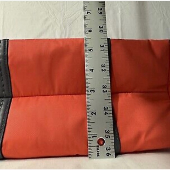 Vera Bradley Small Tote - Picture 9 of 9